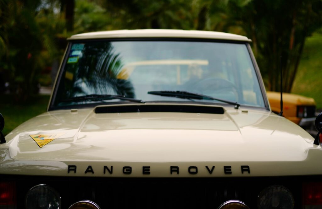 Range Rover Classic Sahara Dust Rallye Auto
